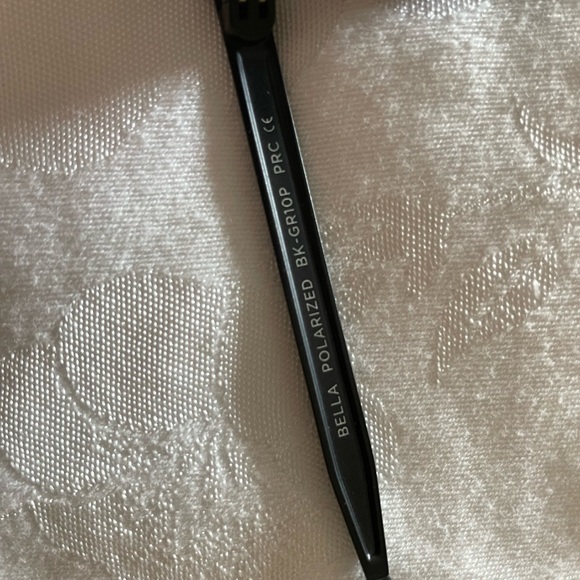 DIFF Bella Designer Square Oversized Sunglasses for Women UV400 - Picture 7 of 8